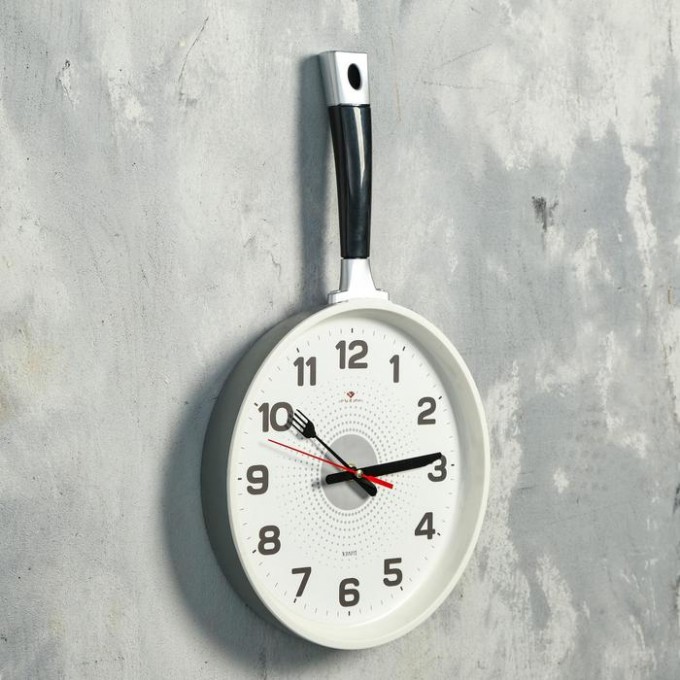 Часы настенные РУБИН "Сковорода", 25х43 см, корпус серый с белым, ручка черная, 2543-002 1409734